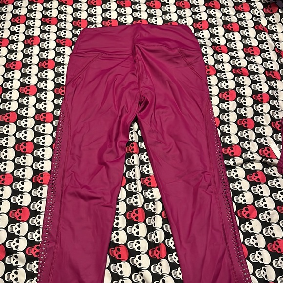 Victoria Secret Knockout Matching Workout Set - Picture 6 of 7